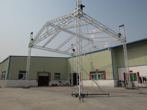 Pyramid Truss System