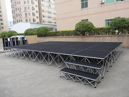 Folding portable stage